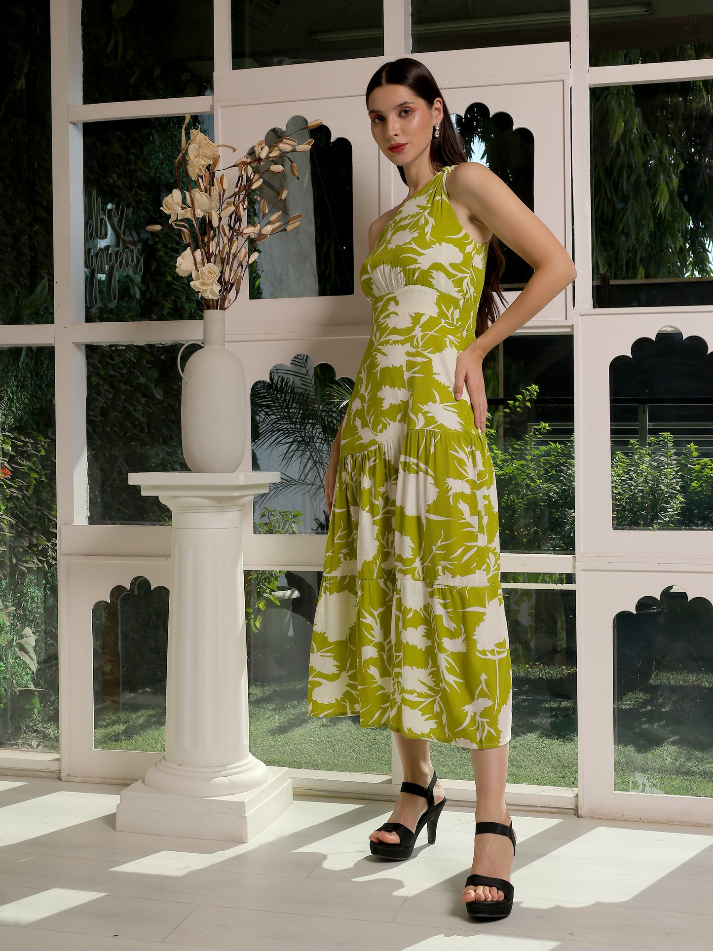 Botanic Breeze One-Shoulder