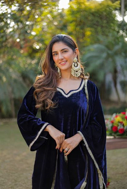 Midnight Velvet Elegance Set