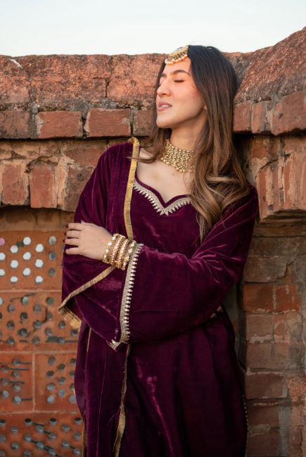 Royal Plum Velvet Elegance Kurta Set